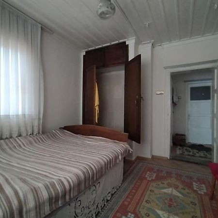 Afyon Kalesi Eteklerinde Bir Yer Villa Afyonkarahisar Kültér fotó
